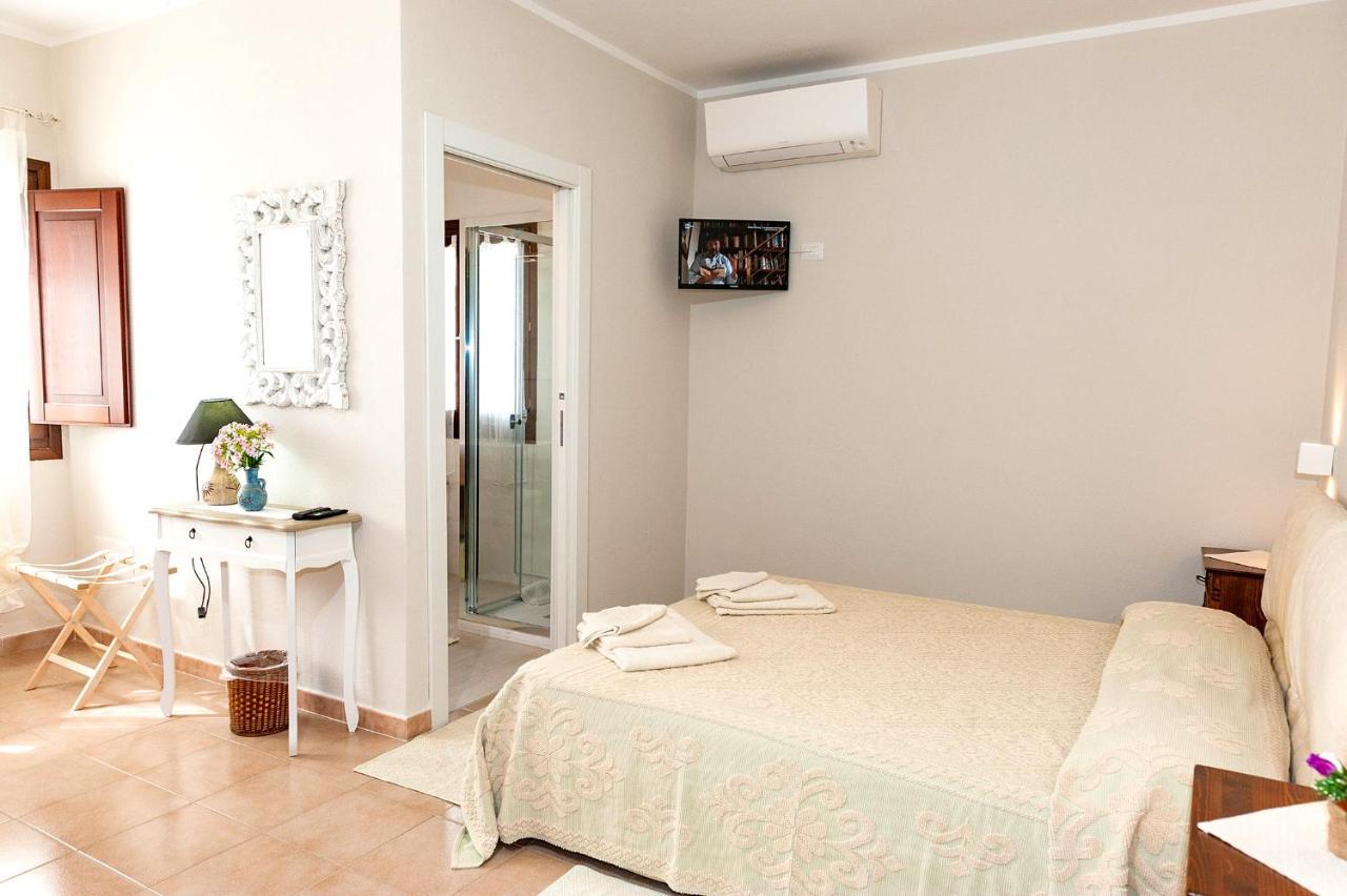 Lu Lioni Rooms 圣特奥多罗 外观 照片