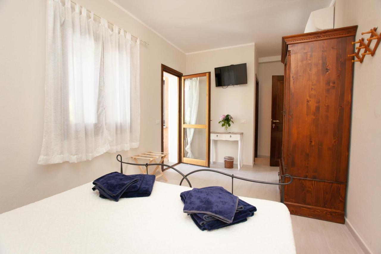 Lu Lioni Rooms 圣特奥多罗 外观 照片