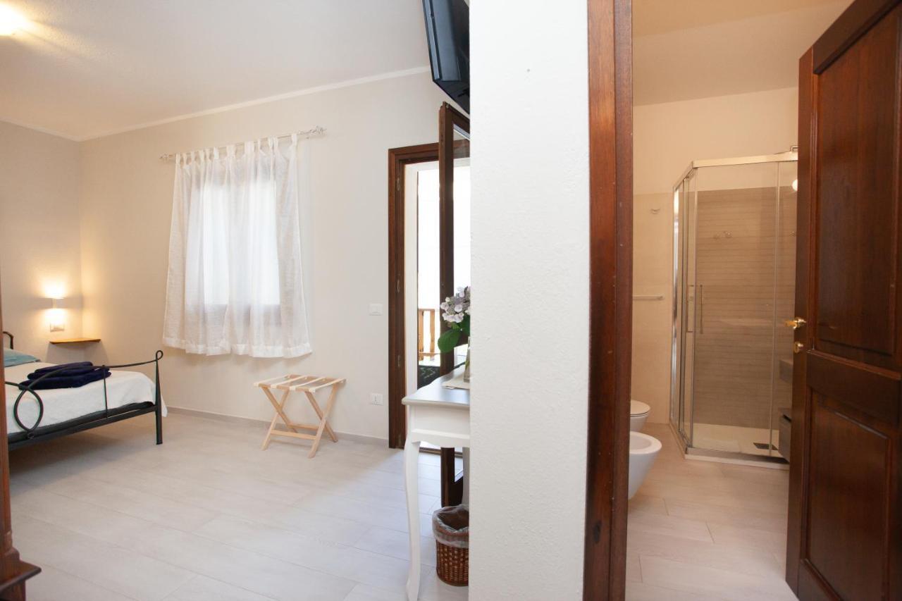 Lu Lioni Rooms 圣特奥多罗 外观 照片